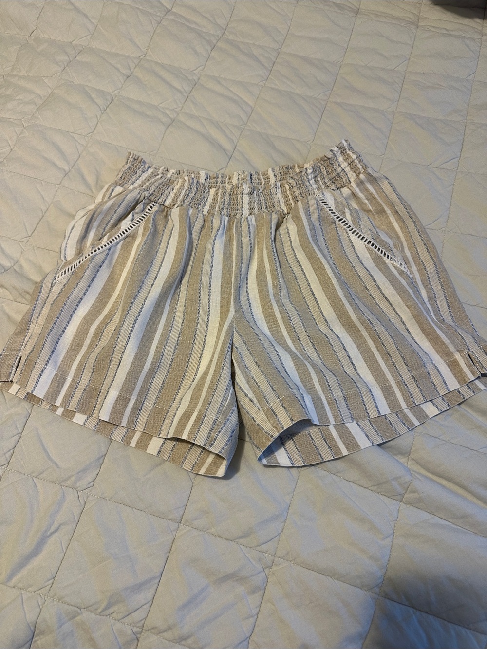 Briggs New York Beige and White Striped High-Waist Shorts